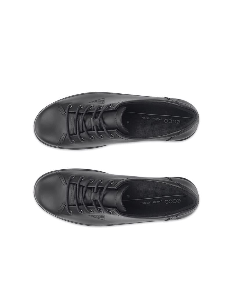 BLACK ECCO SOFT 2.0 LACE SHOE