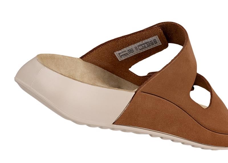 بني ECCO COZMO W 2-STRAP