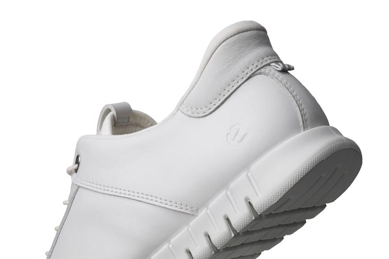 White ECCO GRUUV LITE W EASY SLIP