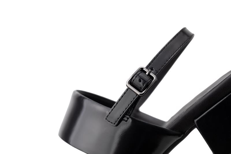 BLACK ECCO LIVA SANDAL 35