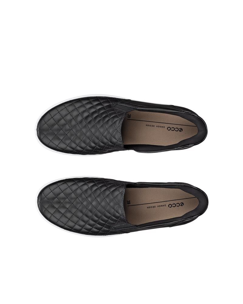 BLACK ECCO SOFT 7 W EASY SLIP ON