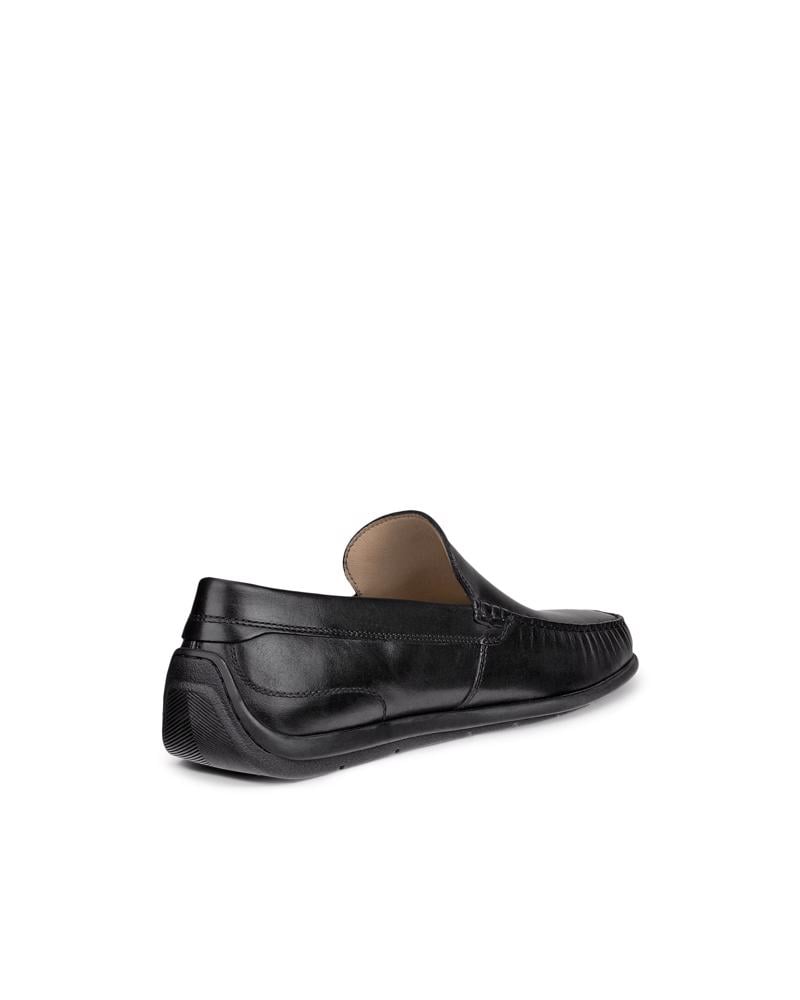 BLACK ECCO Classic Moc 2.0 Moccasin