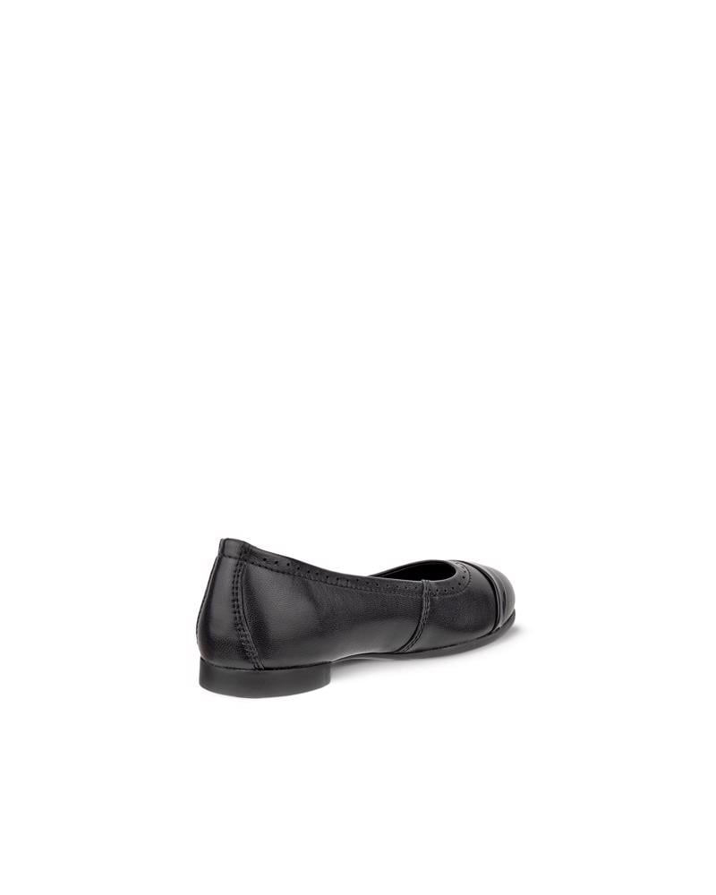 BLACK ECCO ANINE BALLERINA
