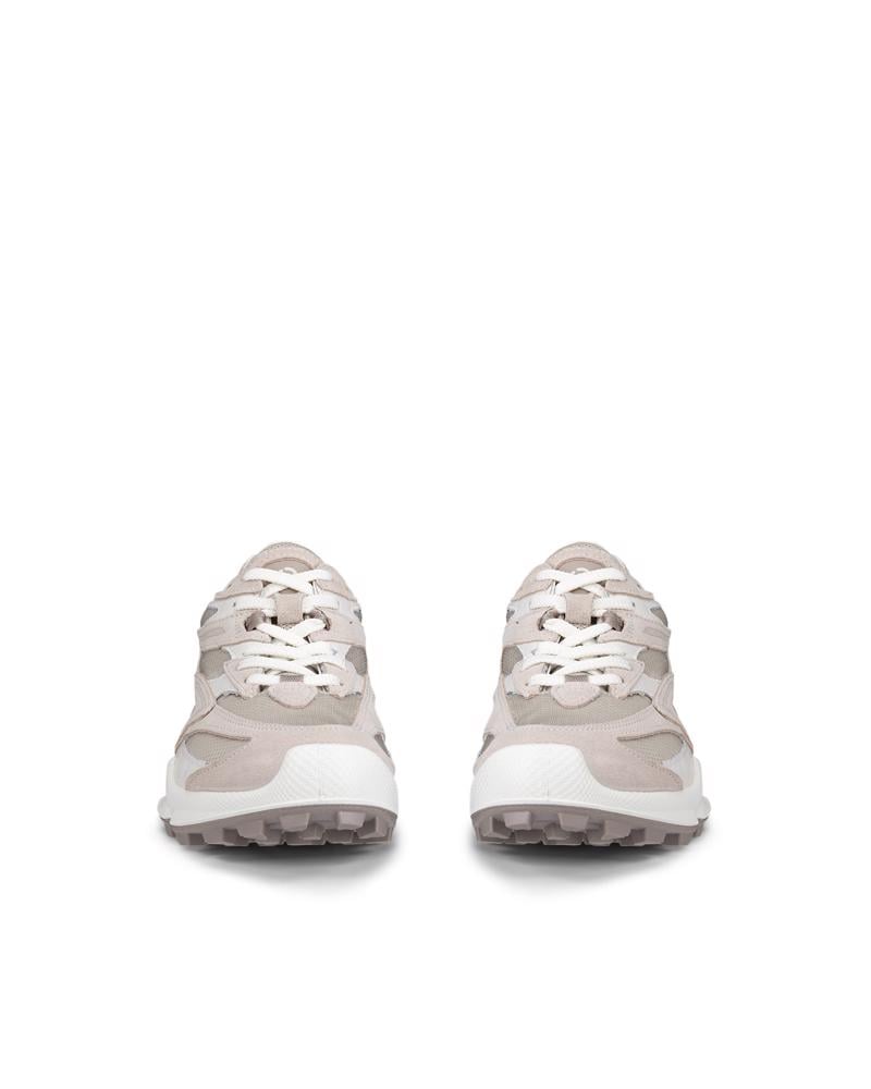 White ECCO BIOM C-TRAIL W RETRO LTD