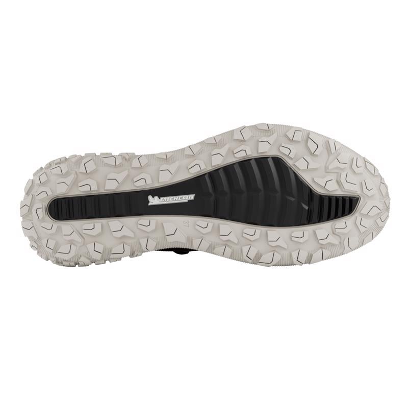BLACK ECCO ULT-TRN W LOW WP