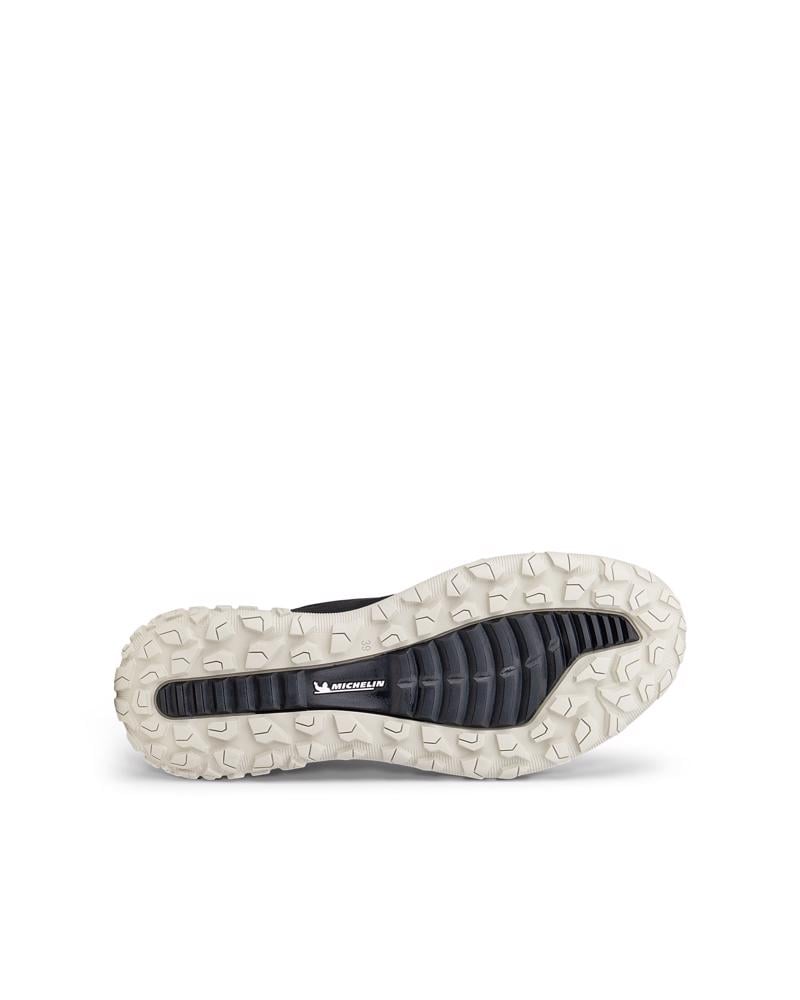 BLACK ECCO ULT-TRN W LOW WP