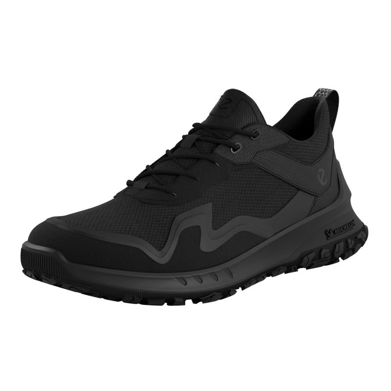 BLACK ECCO ULT-TRN M  LOW