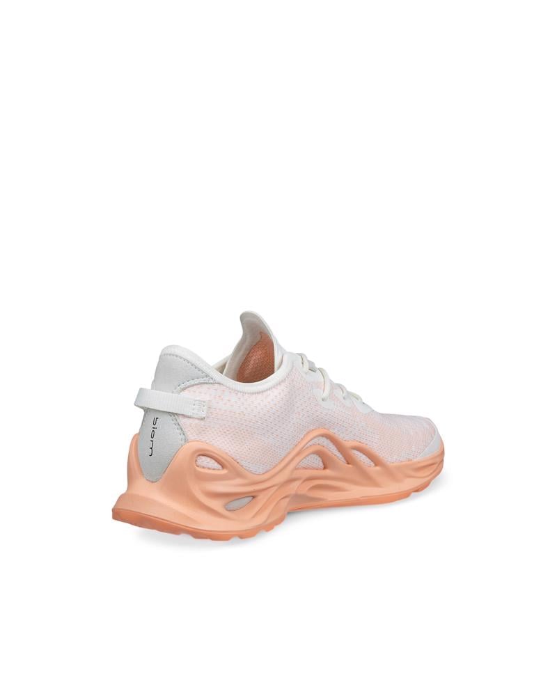 White ECCO BIOM INFINITE W TEX