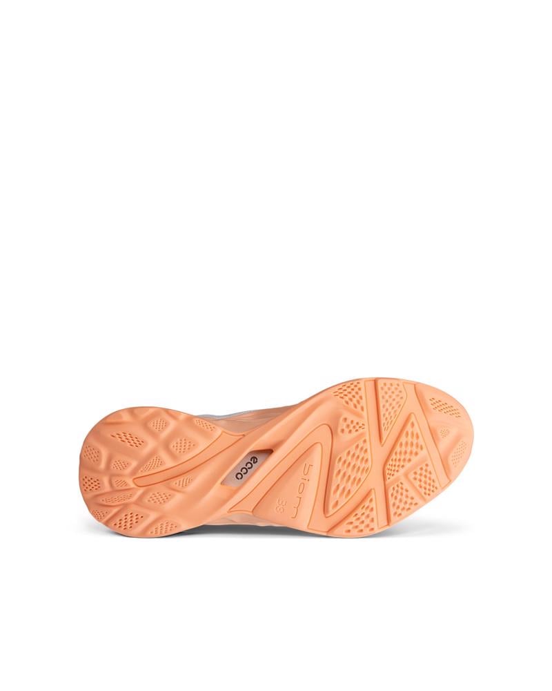 White ECCO BIOM INFINITE W TEX