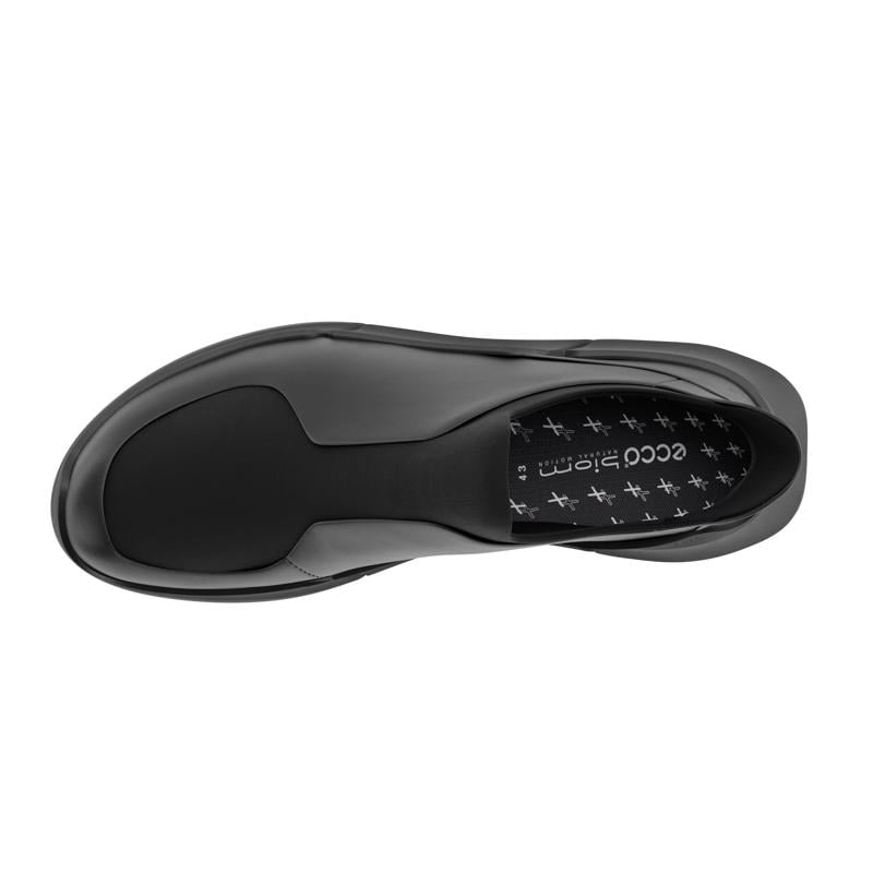 BLACK ECCO BIOM 2.2 M EASY-SLIP