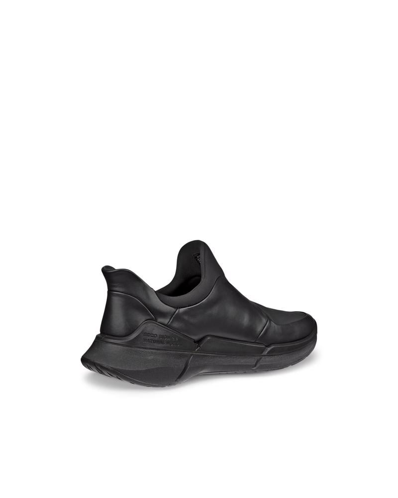 BLACK ECCO BIOM 2.2 M EASY-SLIP