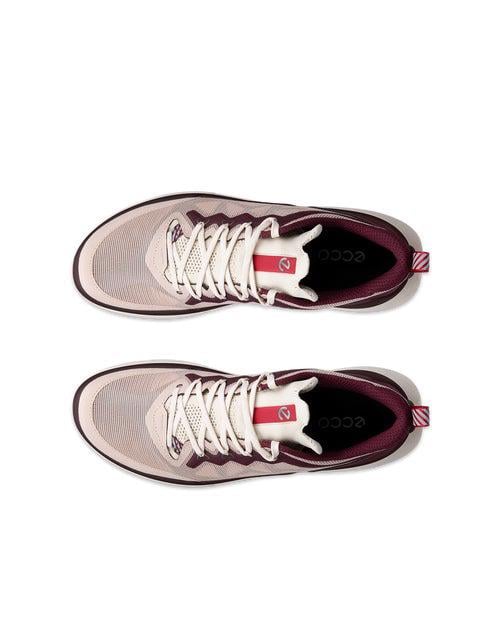 Red ECCO BIOM 720 W BREATHRU