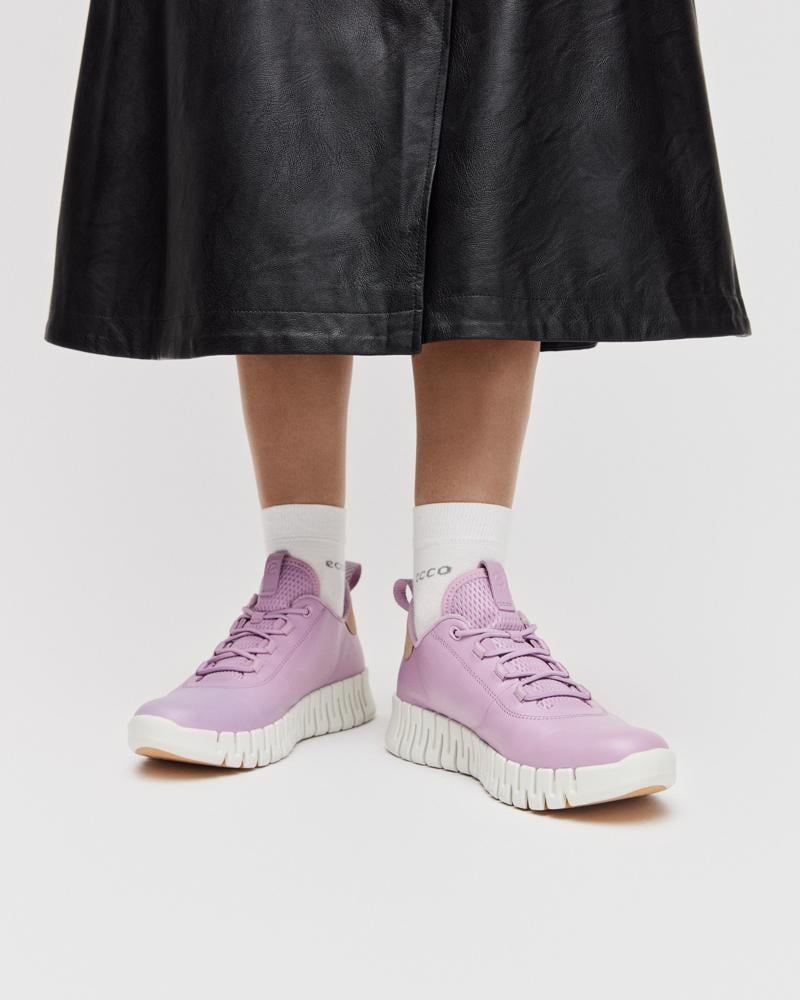 White ECCO Longlife Ankle Cut