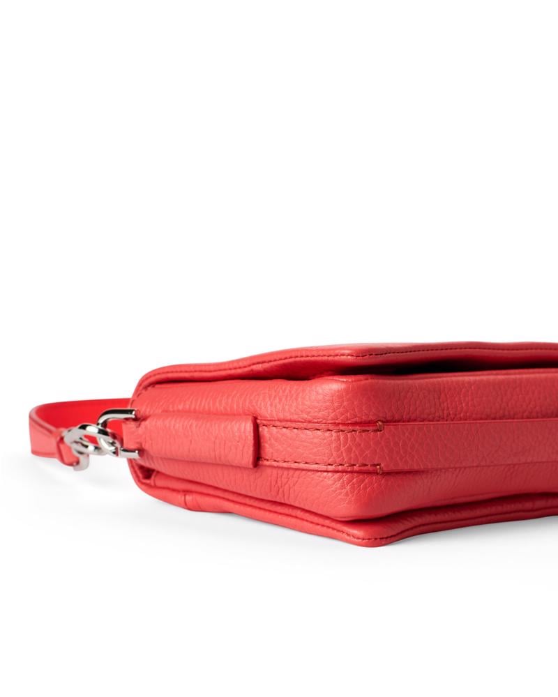 Red ECCO Pinch Bag M