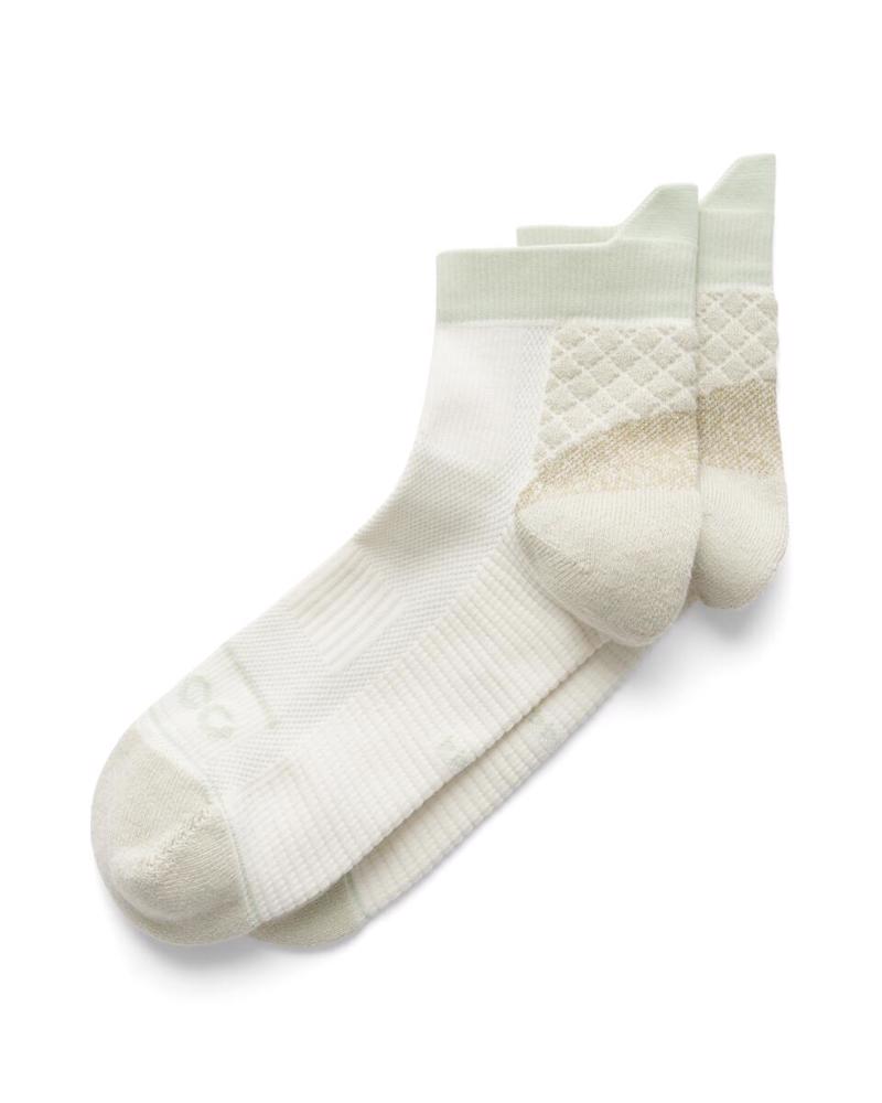 اصفر ECCO Tech Hiking Ankle-Cut